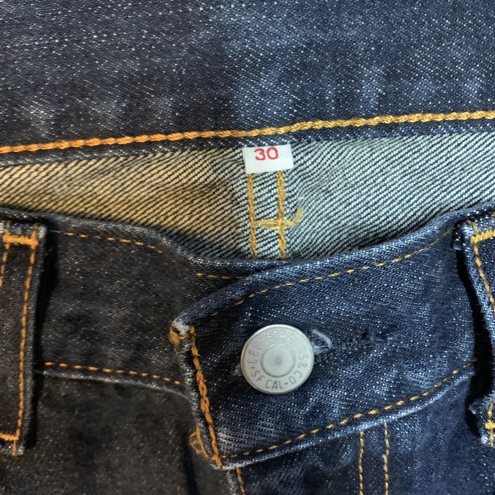 LEVI'S Women's 32 x 28 Straight Cut Cropped Frayed Hem Denim Jeans High Waist - Picture 4 of 11
